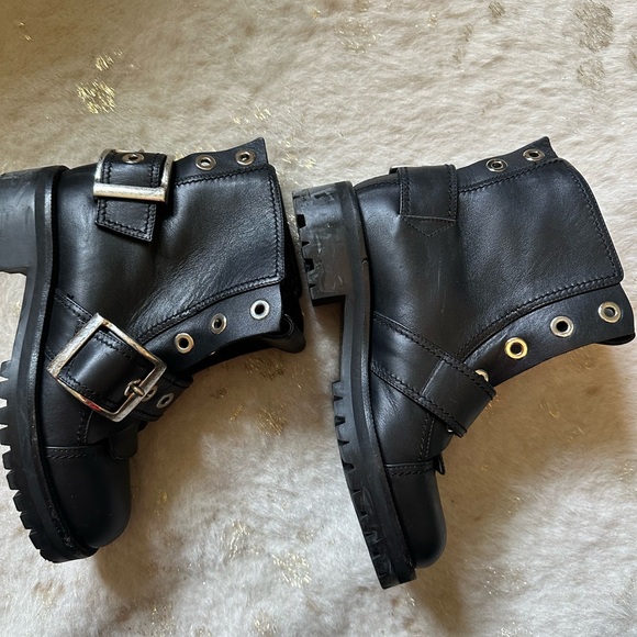 Alexander McQueen double buckle combat booties - Picture 2 of 4